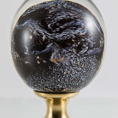 Boule d'escalier noire transparente