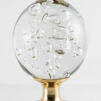 Boule d'escalier transparente