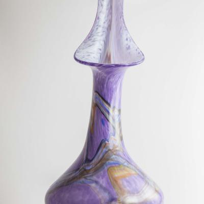 Vase serpent en verre violet