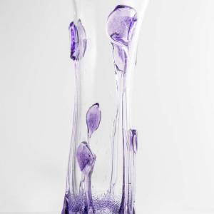 vase en verre transparent avec incrustation violette
